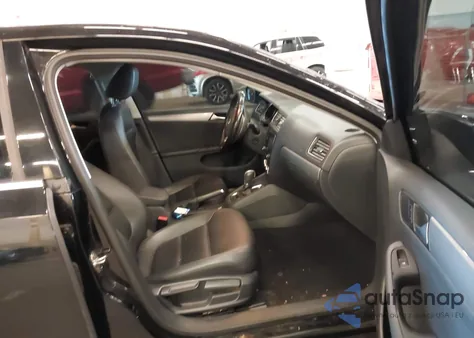 2017 Volkswagen Jetta 1.4T Se from USA, damaged, VIN 3VWDB7AJ7HM280131